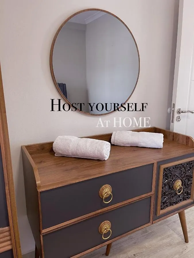 Lovely Apartment Τίρανα